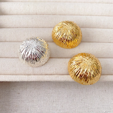 Orecchini A Lobo Vintage Texture Corteccia Mezza Sfera Cava In Ottone Con Perno In Argento Sterling 925 Per Donna