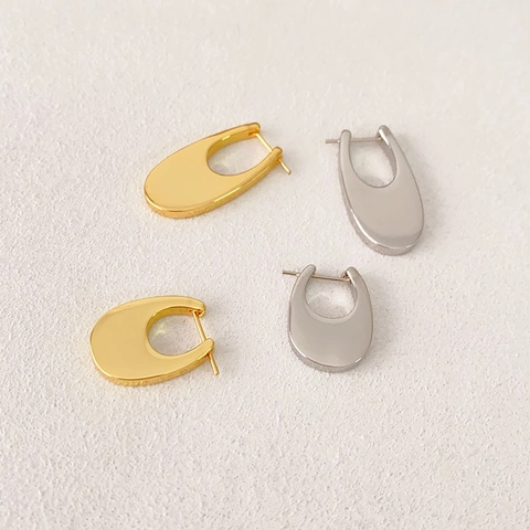 Orecchini A Cerchio A Forma Di U Minimalisti Rame Placcato Oro 18K Geometrico Lucido Moderno Elegante Per Donna