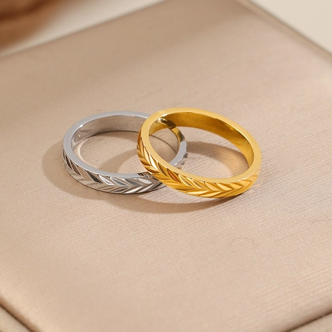 Anillo Con Patrón De Espiga De Trigo De Acero De Titanio Textura Geométrica Joyería De Lujo Minimalista Para Mujer