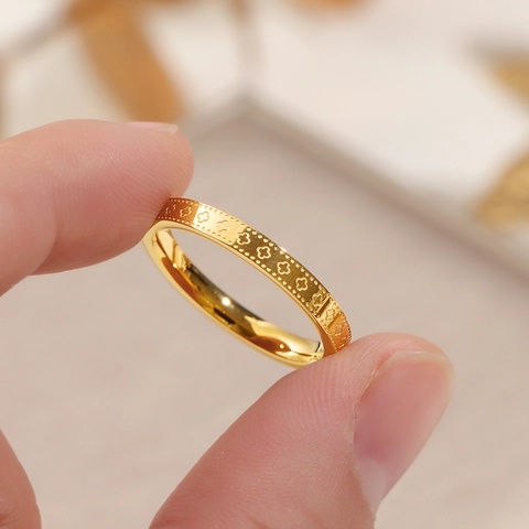 Titanium Stalen Klavertje Vier Ring Verguld Caleidoscoop Patroon Milgrain Rand Luxe Sieraden Voor Vrouwen Vriendin