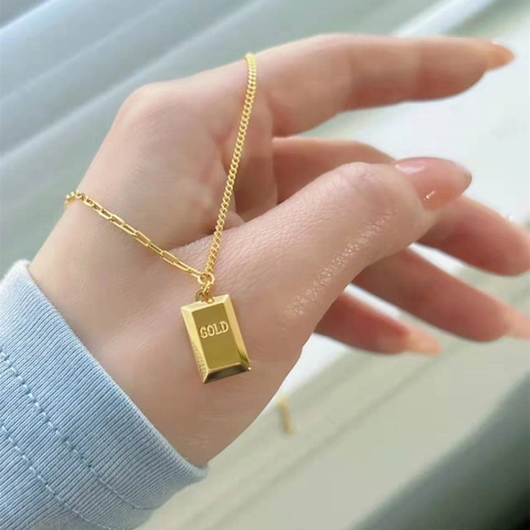 Gold Bar Pendant Necklace 18K Gold Plated Stainless Steel Asymmetrical Chain Minimalist Luxury Jewelry For Women Men