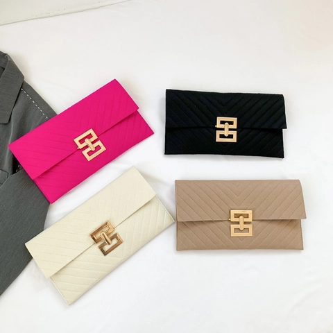 Women's Felt Envelope Clutch Bag Fashion V-Quilted Handbag With Gold Metal Buckle Urban Minimalist Daily Party Wristlet Bag
