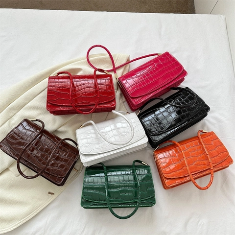 Women Crocodile Pattern Underarm Bag Retro PU Leather Shoulder Baguette Bag Elegant Small Square Handbag With Gold Hardware
