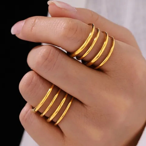 Anello Aperto Linee Ondulate Multistrato Acciaio Inossidabile Placcato Oro 18K Minimalista Regolabile Gioielli Geometrici Donna