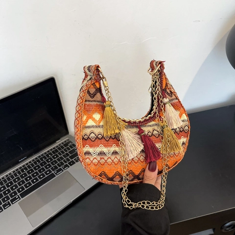 Sac à Épaule Demi-Lune Tissé de Style Ethnique Bohème pour Femme Glands Colorés Chaîne en Métal Doré Motif Géométrique Sac Hobo
