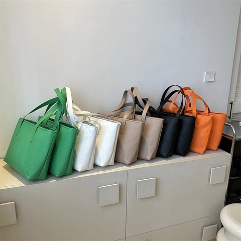 Borsa Tote Da Donna Pelle PU Grande Capacità Trapuntata Chevron Borsa A Spalla Pendolare Semplice Versatile