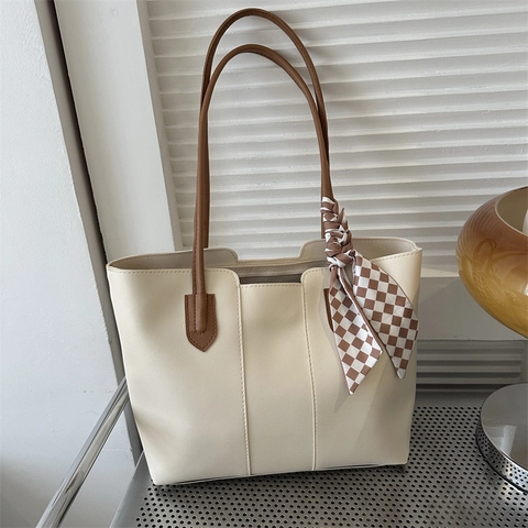 Damen Retro Pendeln PU Leder Tragetasche Große Kapazität Schultertasche Mit Satin-Schal Vielseitige Handtasche