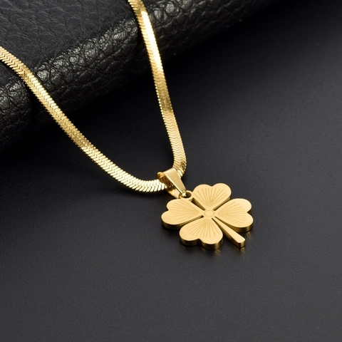Collana Con Pendente a Quadrifoglio in Acciaio al Titanio Placcato Oro Catena a Serpente Gioielli Eleganti Per Donna