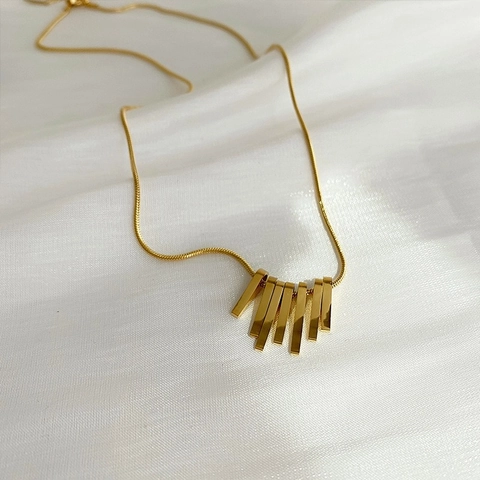 Collana In Acciaio Al Titanio Oro Catena A Serpente Minimalista Con Pendente A Frange A Barra Verticale Da Donna Gioielli Geometrici