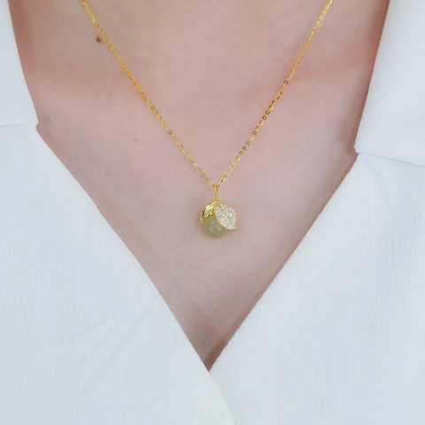 Halskette Mit Blattanhänger Gold Titanstahl Kupfer Mit Hellgrüner Perle Rhinestones Vintage Eleganter Schmuck Für Damen