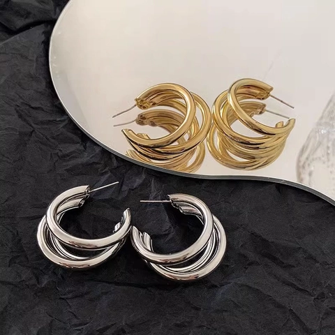 Triple Layer Hoop Ohrringe Titanstahl C-Förmig Geometrisch Minimalistisch Schick Schmuck Für Frauen Hochwertige Metallohrstecker