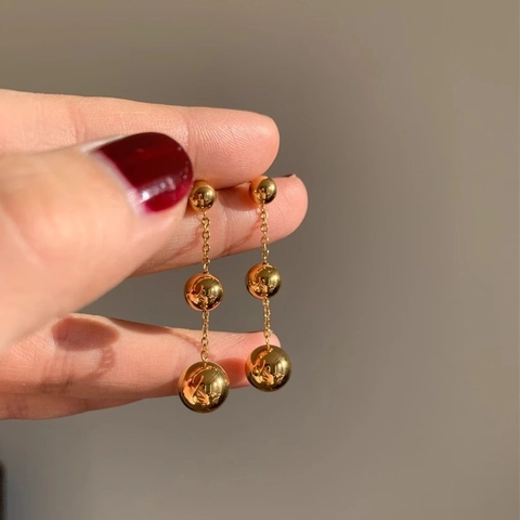 Titanium Staal 18K Vergulde Triple Bal Druppeloorbellen Gegradueerde Bol Kwastje Ketting Dames Minimalistisch