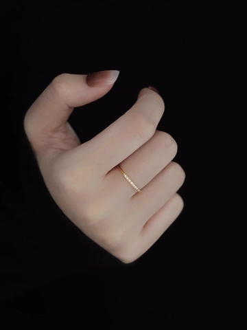 Anillo de Zirconia de Acero Inoxidable de Titanio Minimalista para Mujer Color Oro Plata Banda Delgada Joyería para Dedos Regalo