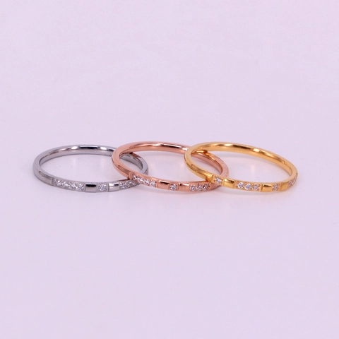 Dünner Zirkonia Edelstahl Ring Einfacher Moderner Nicht Verblassender Bandring Für Damen Eleganter Minimalistischer Schmuck Alltag