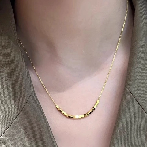 Collier À Perles Carrées Minimaliste Acier Inoxydable Plaqué Or Chaîne De Clavicule Géométrique Pour Femmes