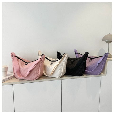Women Casual Nylon Quilted Shoulder Bag Large Capacity Solid Color Hobo Crossbody Bag With Adjustable Strap Fashion Commuting Handbag