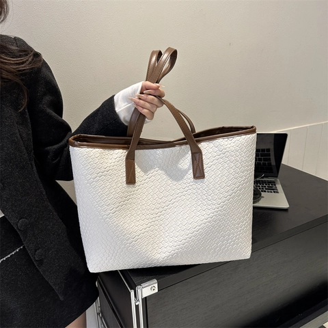 Women Large Capacity Woven PU Leather Tote Bag Simple Soft Shoulder Bag For Commuting Daily Vintage Casual Handbag No Logo