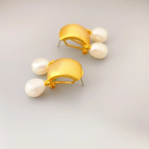 French Vintage Elegant Drop Earrings Copper Gold Plated With Cultured Artificial Pearl And 925 Sterling Silver Earring Post