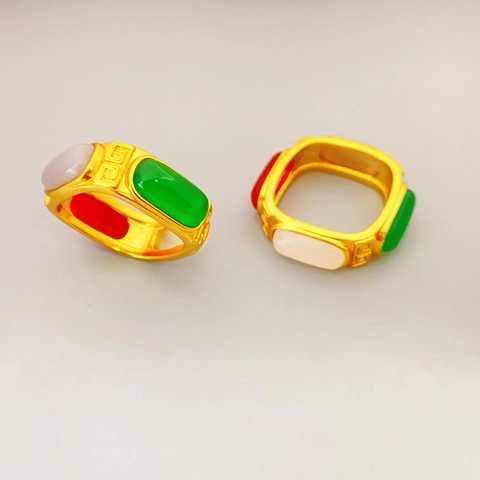Retro Square Inlaid Agate Ring 18K Gold Plated Brass Meander Pattern Ethnic Style Jewelry Gift For Women
