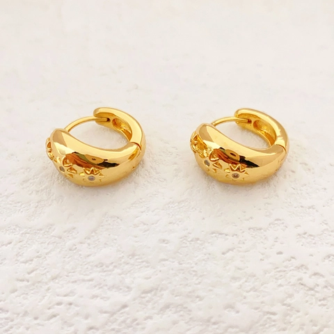 Vergoldete Kupfer Creolen Mit Sternenmuster Gravur Zirkon Stern Kleine Ohrringe Für Damen Retro Schicker Schmuck
