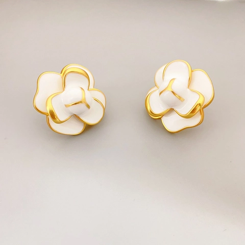 Drei Schichten Kamelie Blume Ohrstecker Emaille Tropföl Messing Mit 925 Sterling Silber Ohrring Pfosten Damen