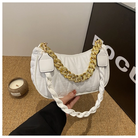 Borsa Hobo Sottobraccio Da Donna In Pelle PU Trapuntata Con Catena Dorata E Tracolla Intrecciata Mezzaluna
