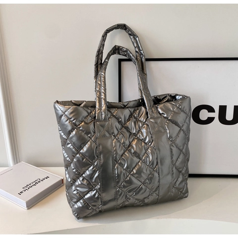 Women Large Capacity Quilted Puffer Tote Bag Metallic Glossy Diamond Pattern Lightweight Shoulder Bag Casual Travel Handbag