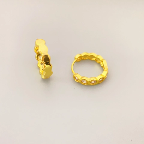 Elegante Geometrische Messing Creolen Für Damen Mit 18 Karat Vergoldeten Zirkonia Strasssteinen Stilvoller Alltags Schmuck