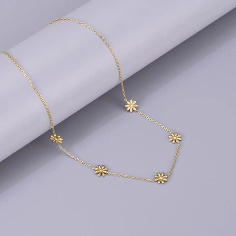 Daisy Flower Necklace Titanium Stainless Steel Floral Charms Gold Plated Elegant Sweet Style Jewelry For Women