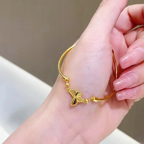 Pulsera Mariposa Acero Inoxidable Chapado En Oro Diseño Tubo Doblado Joyería Minimalista Elegante Para Mujeres