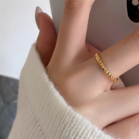 Geometrische Klinknagel Ring Titanium Staal Verguld Piramide Stud Band Niche Ontwerp Minimalistische Sieraden Voor Dames