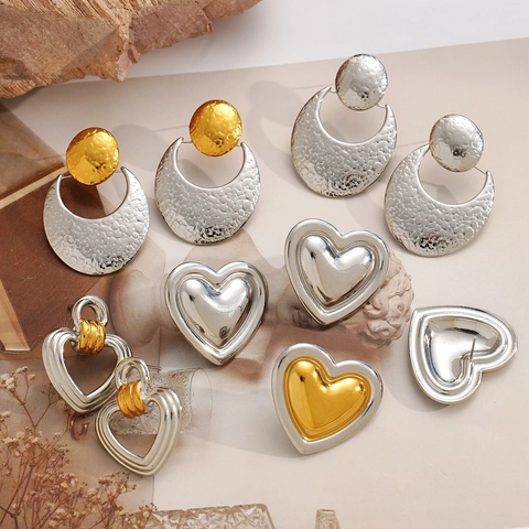 Vintage Stainless Steel Heart Crescent Moon Hammered Stud Earrings Gold Silver Mixed Color Earrings For Women Jewelry Gift