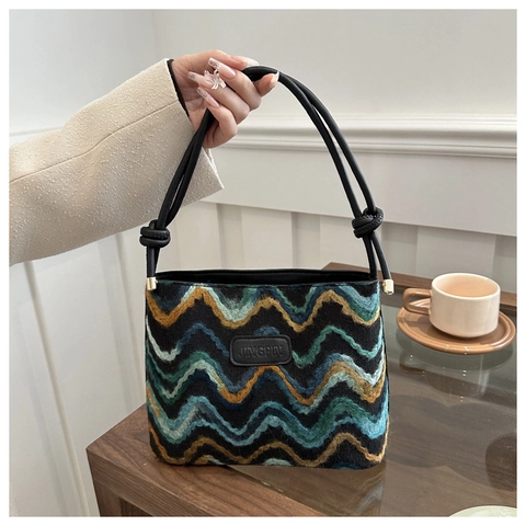 Women Vintage Zigzag Pattern Woolen Shoulder Bag Casual Bohemian Knit Bucket Crossbody Bag With Knotted Strap Daily Purse