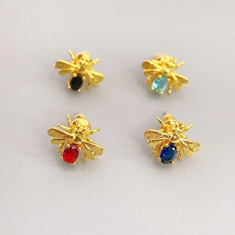 Orecchini a Bottone a Forma di Piccola Ape in Rame Placcato Oro 18K Con Perno in Argento Sterling S925 Strass Colorati Donna