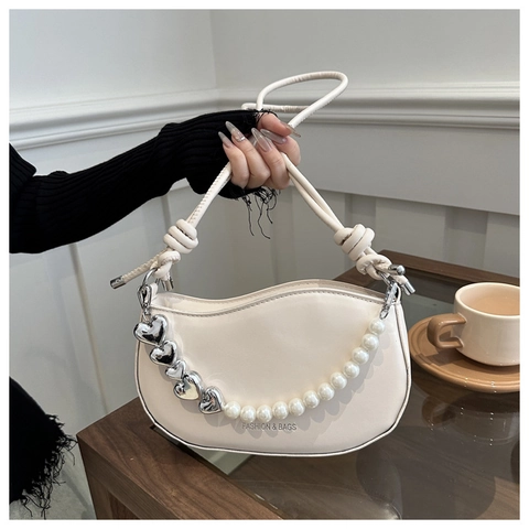Women Fashion Artificial Pearl Heart Chain Hobo Shoulder Bag PU Leather Half Moon Saddle Bag Underarm Crossbody Purse Minimalist Chic Bag