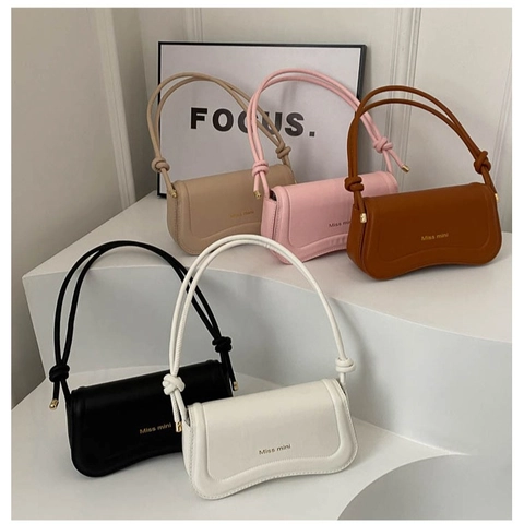 Borsa A Spalla Da Donna Pelle PU Tracolla Annodata Fondo Incurvato Piccola Borsa Quadrata Tracolla Ascellare Elegante