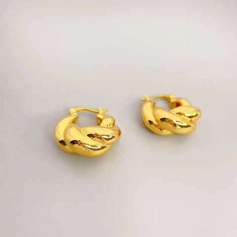 Boucles d'Oreilles Créoles en Cuivre Plaqué Or 18K pour Femmes Corde Torsadée Géométrique Moderne Bijoux de Mode Cadeau