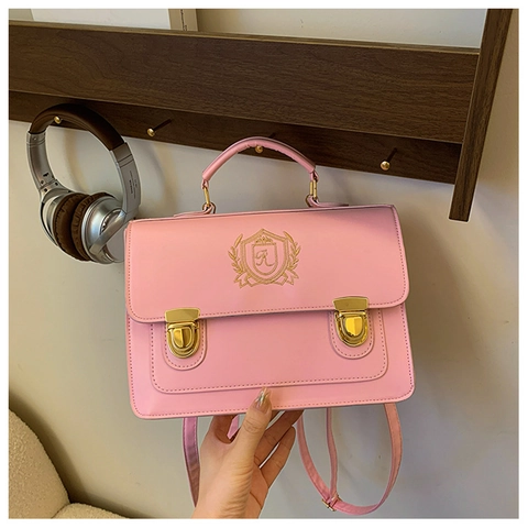 Damen Vintage Cambridge Tasche Britischer Stil Preppy Besticktes Schild PU Leder Kleine Quadratische Schultertasche Rucksack