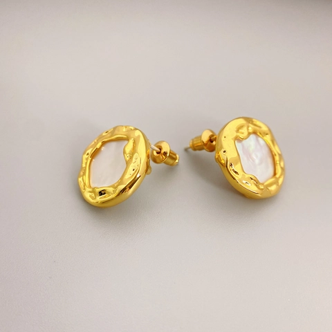 Retro Round Hammered Copper Stud Earrings With Freshwater Pearl And 925 Sterling Silver Earring Post Gold Plated Vintage