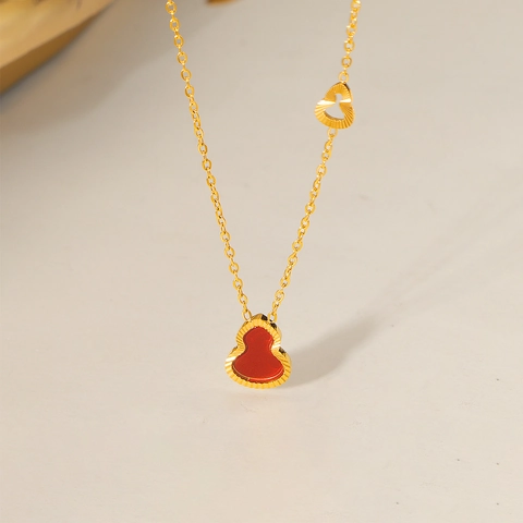 Vintage New Chinese Style Red Gourd Pendant Necklace Titanium Steel Gold Plated Wulu Choker With Hollow Heart For Women
