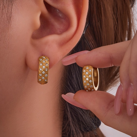 Quilted Lattice Hoop Earrings Stainless Steel Gold Plated Zircon Huggie Earrings With 925 Sterling Silver Earring Post