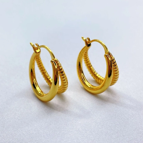 Dubbellaagse Hoop Oorbellen 18K Verguld Koper Gedraaide Textuur Gladde Afwerking Minimalistische Geometrische Sieraden