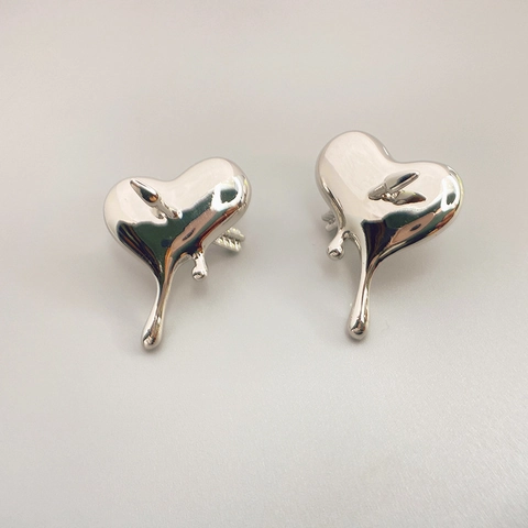 Schmelzendes Flüssiges Herz Und Pfeil Ohrstecker Mit 925 Sterling Silber Ohrstecker Kupfer Metall Für Frauen