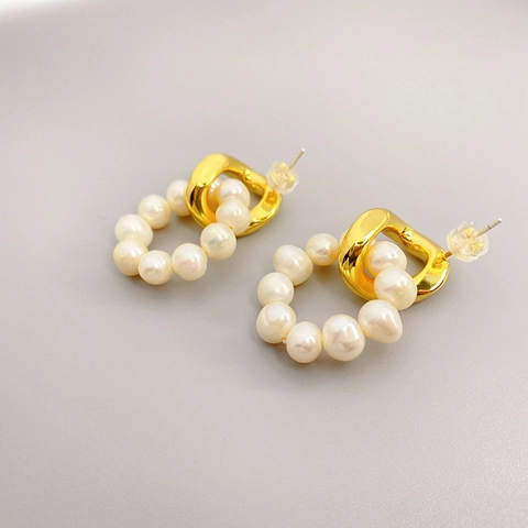 Geometric Copper 18K Gold Plated Circle Artificial Pearl Stud Earrings With 925 Sterling Silver Earring Post For Women INS Style