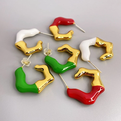 Orecchini A Forma Di C Ondulati Irregolari In Smalto E Rame Placcato Oro 18K Con Perno In Argento Sterling 925 Per Donna