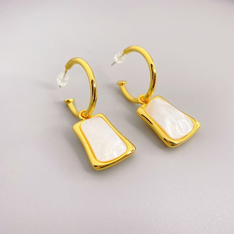 Orecchini Pendenti Geometrici In Madreperla Ottone Placcato Oro 18K C-Hoop Con Perno In Argento Sterling 925