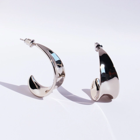 Messing Spiegel Gepolijst C-Vormige Oorknopjes Brede Geometrische Dikke Hoops Minimalistische Moderne Accessoire Voor Dames