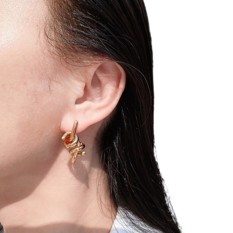 Twisted C-Shaped Stud Earrings Asymmetrical Geometric Irregular Brass Gold Plated Modern Minimalist Jewelry For Women