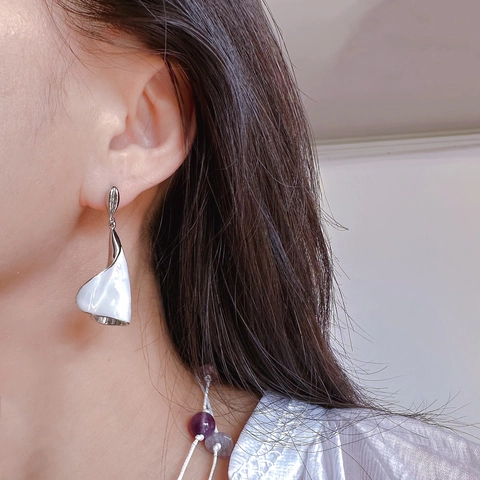 Calla Lily Drop Earrings White Enamel Abstract Spiral Leaf Plant Design Elegant Jewelry For Women With 925 Sterling Silver Earring Post