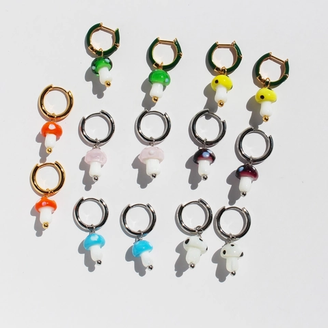 Orecchini a Goccia a Forma di Fungo a Pois in Smalto Fatto a Mano per Donna in Ottone Placcato Oro Gioielli Colorati